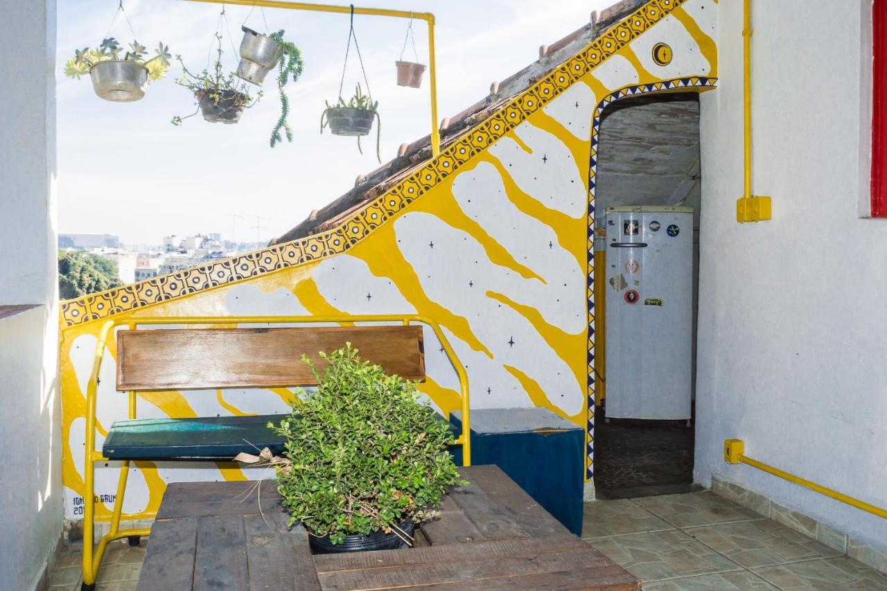 Mambembe Hostal *
